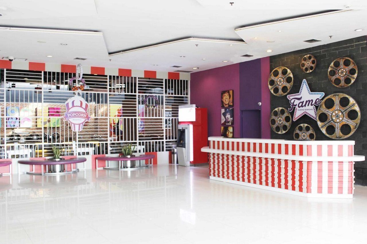 Fame Hotel Gading Serpong Tangerang Esterno foto